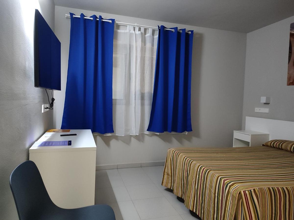 Hotel Blauet By Bossh Hotels El Prat de Llobregat Kültér fotó