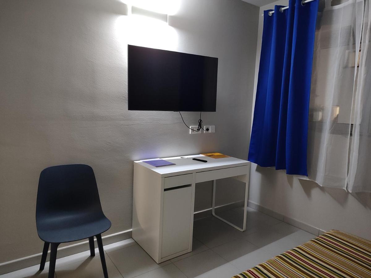 Hotel Blauet By Bossh Hotels El Prat de Llobregat Kültér fotó