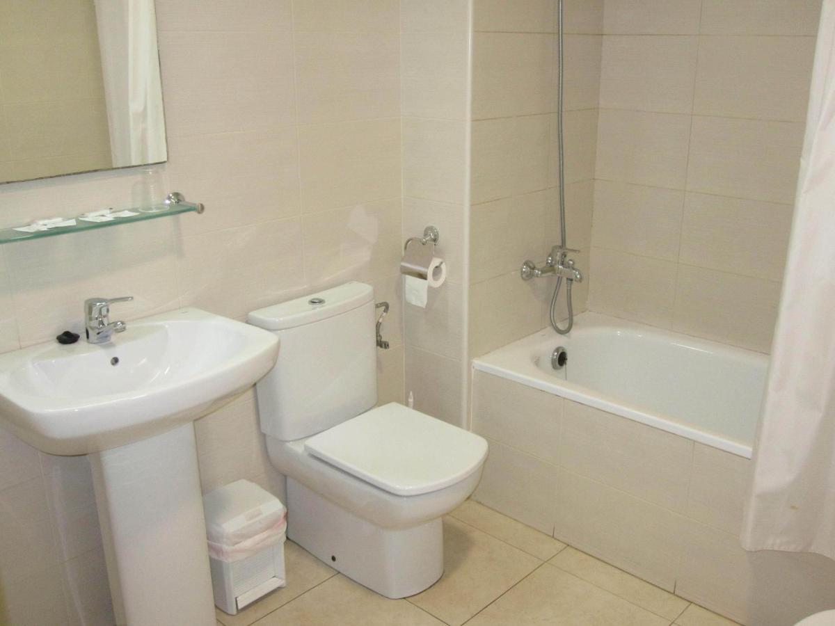 Hotel Blauet By Bossh Hotels El Prat de Llobregat Szoba fotó